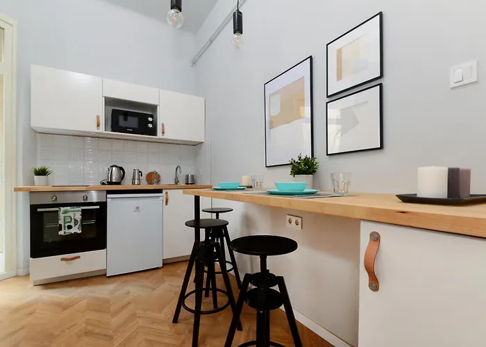 Monochrome Chic Apartments R613