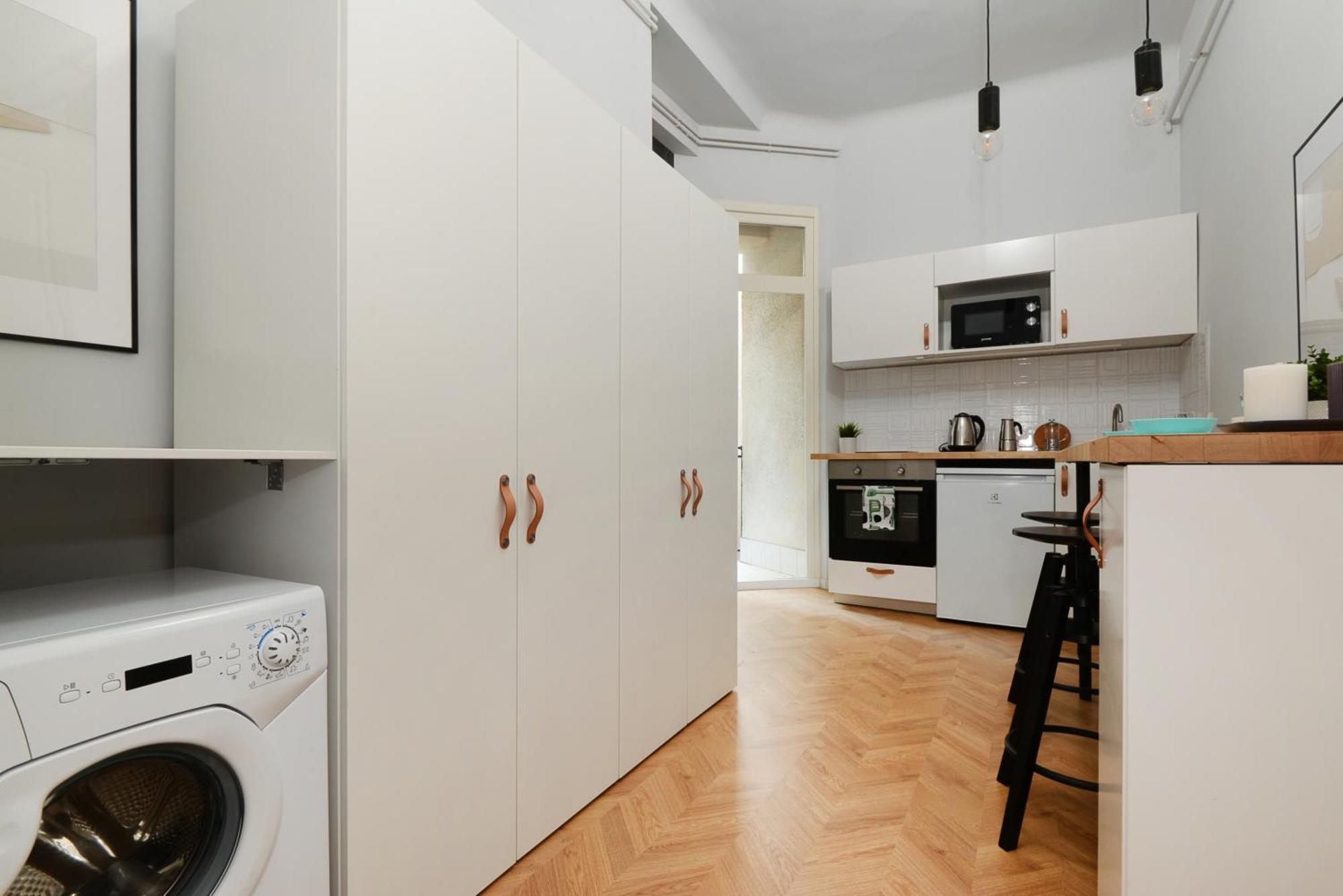 Apartament Monochrome Chic R613